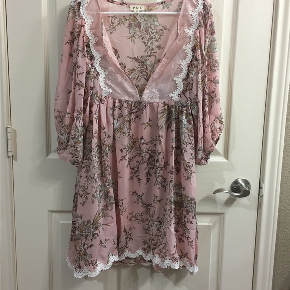 POL Tops - 🌺in sale🥰POL women’s blouse